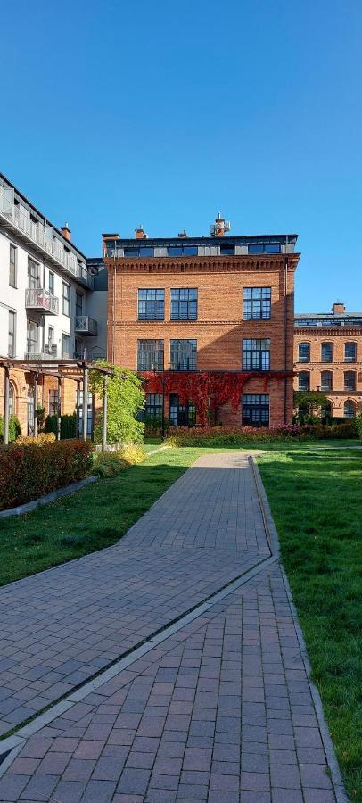 Loft Niezapominajka W Tobaco Park Apartment Lodz  Ngoại thất bức ảnh